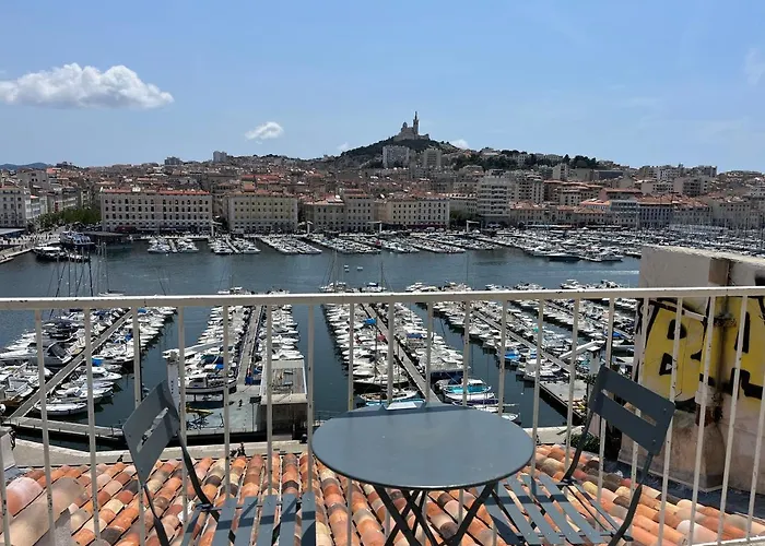 Beau Duplex Sur Le Vieux Port
